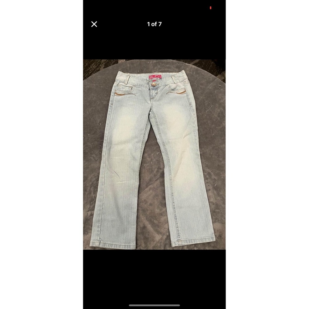 Capri women's jeans